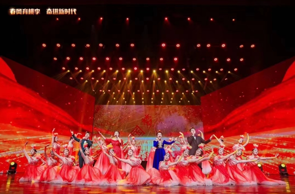 郑东新区2024年教育系统“迎新年”文艺汇演